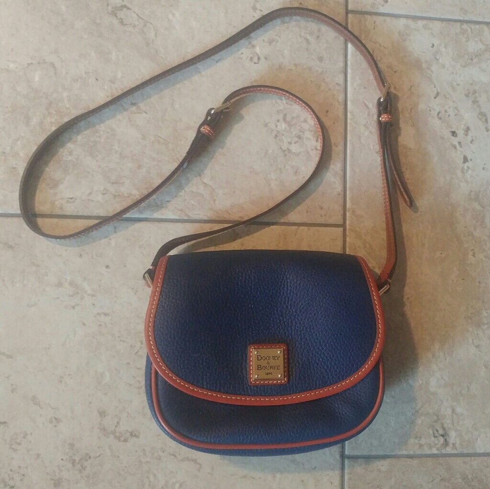 Dooney and Bourke small crossbody